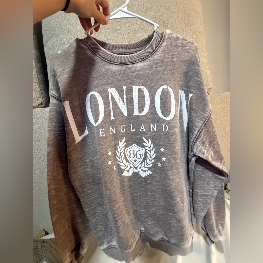 Gray London England Sweatshirt